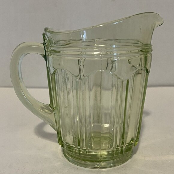 Vintage Green Depression Uranium Glass 16 oz. Pitcher,  Excellent Shape. - Picture 7 of 8